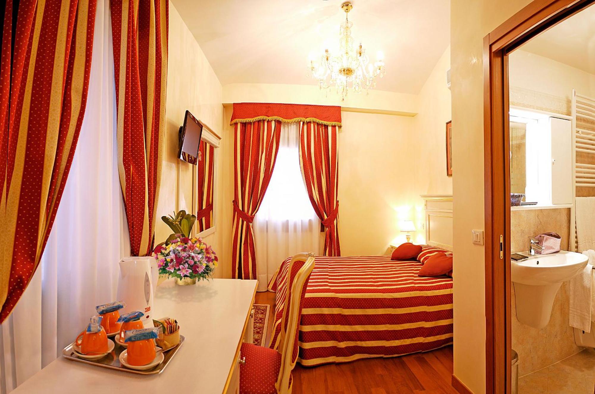 Chambre Double Supérieure - Dépendance