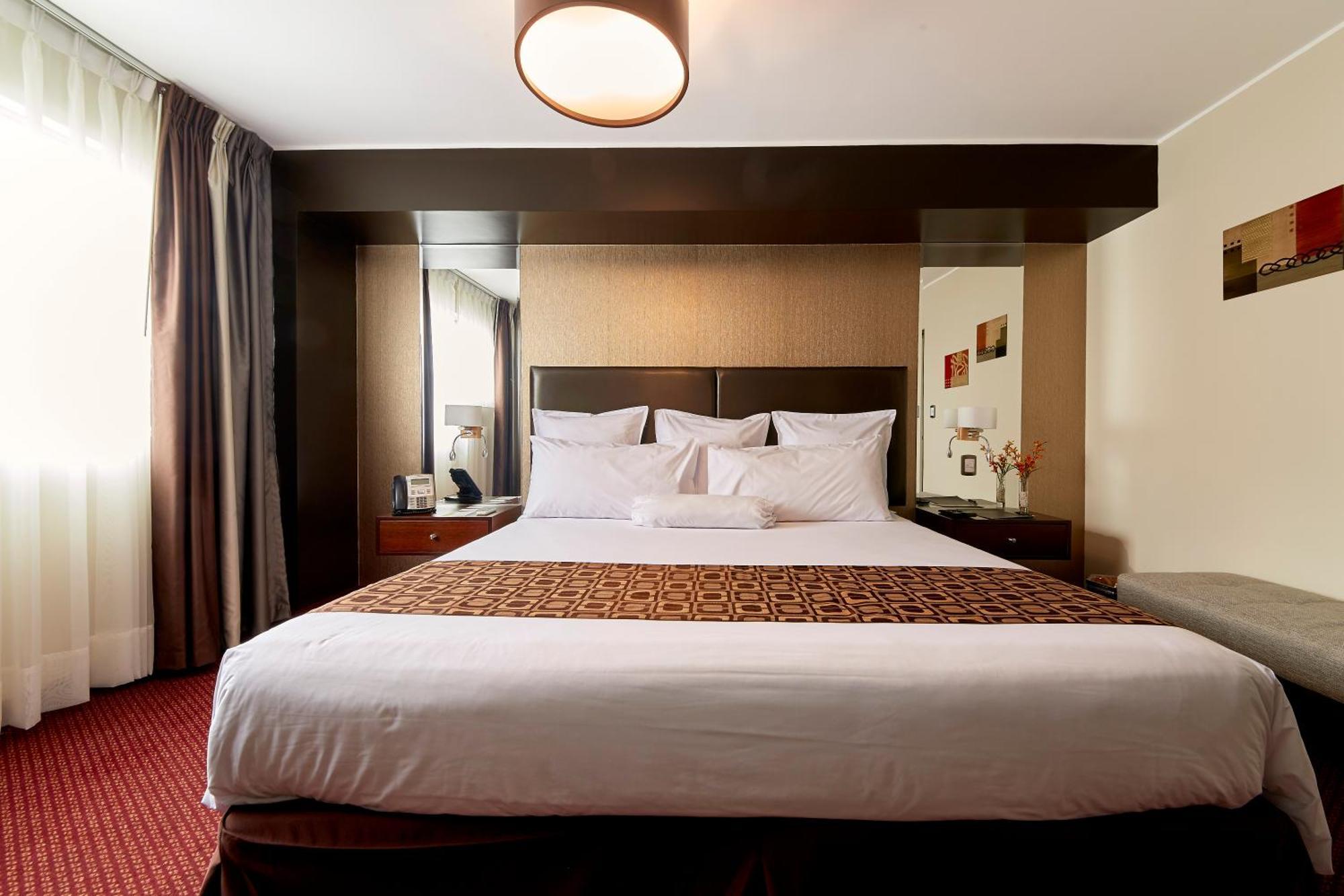 Superior Junior King Room