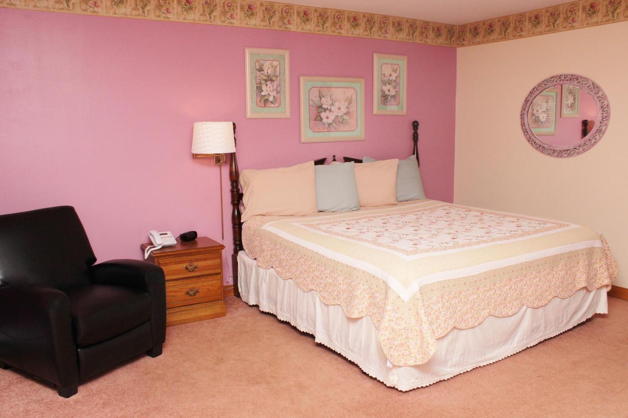 Economy King Room