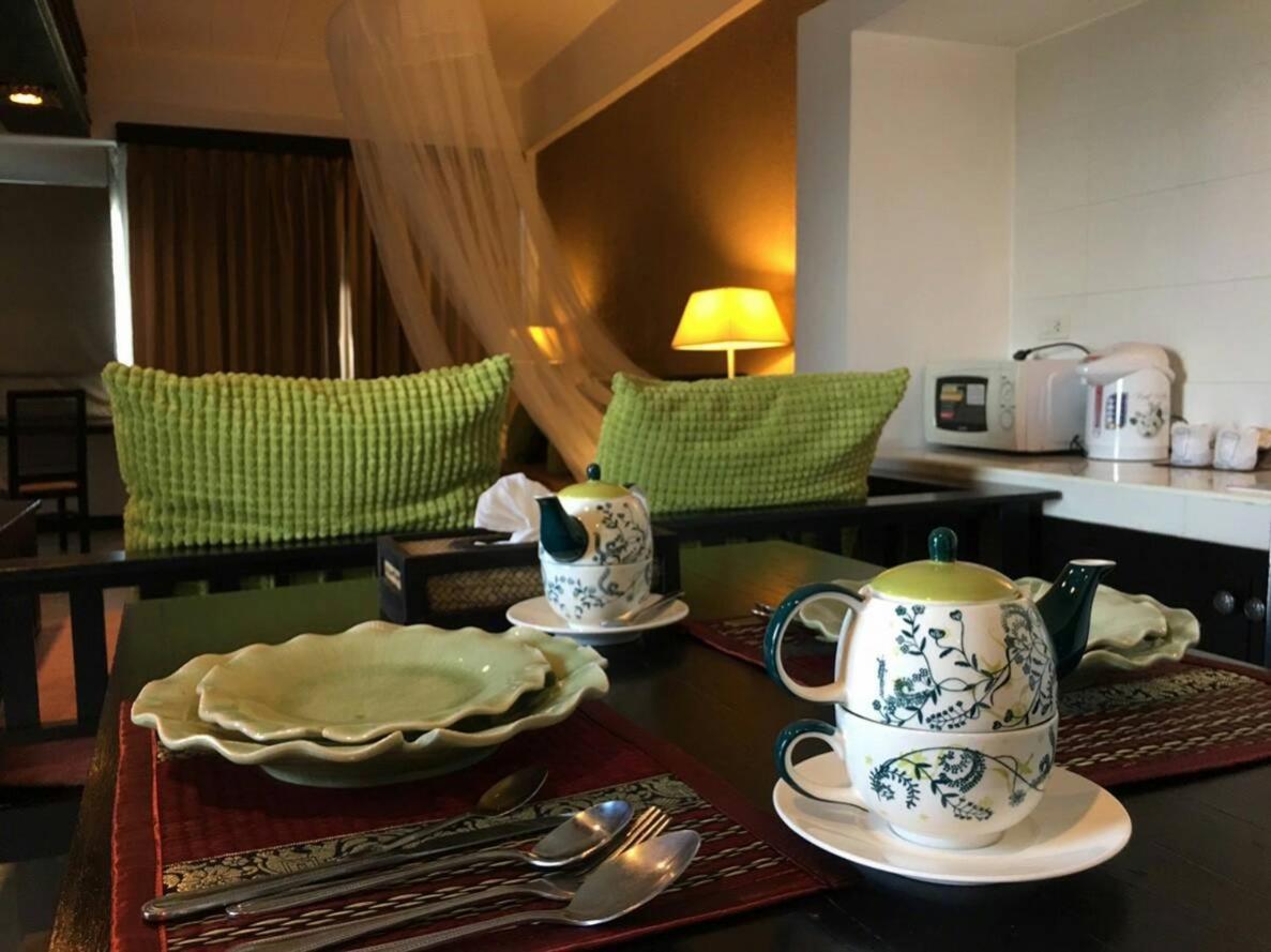 Junior Suite with Pool View