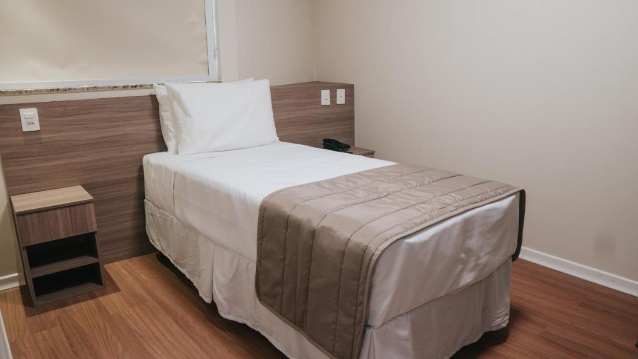 Quarto Individual