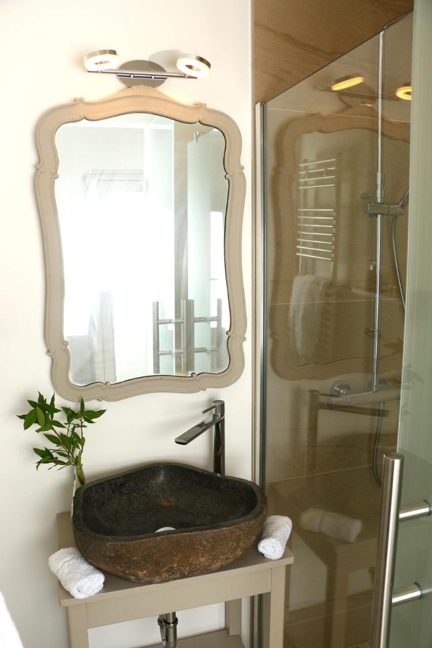 Kamer met Queensize Bed en Balkon