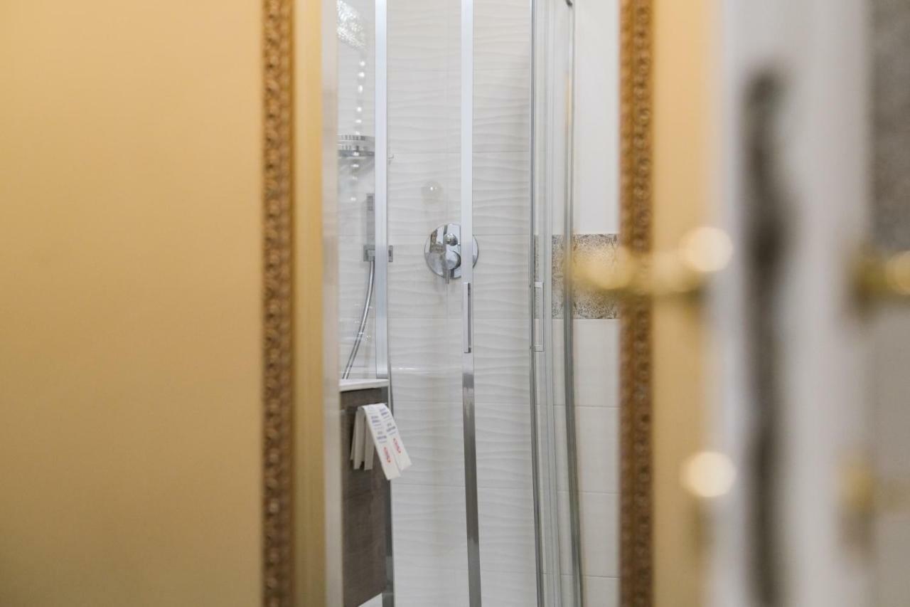 Luxury Triple Room