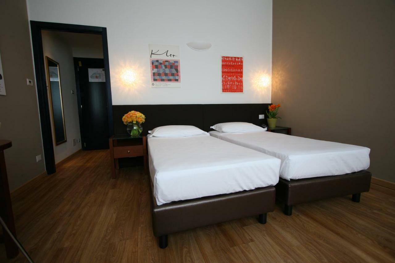 Classic Twin Room