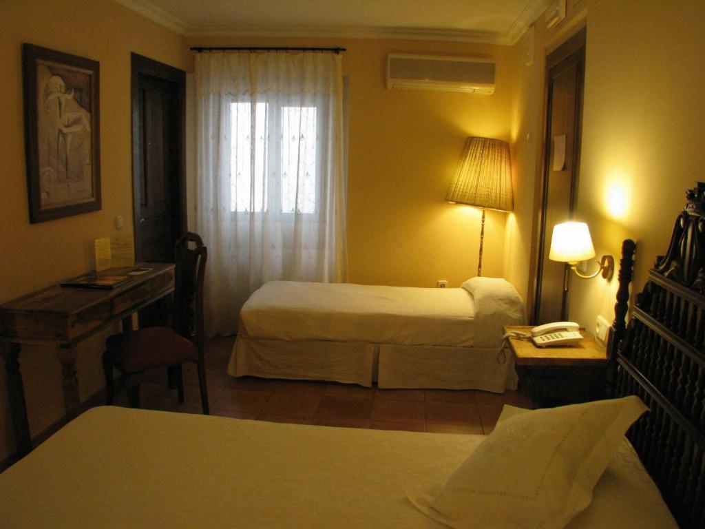 Double or Twin Room,11051432:JPEG