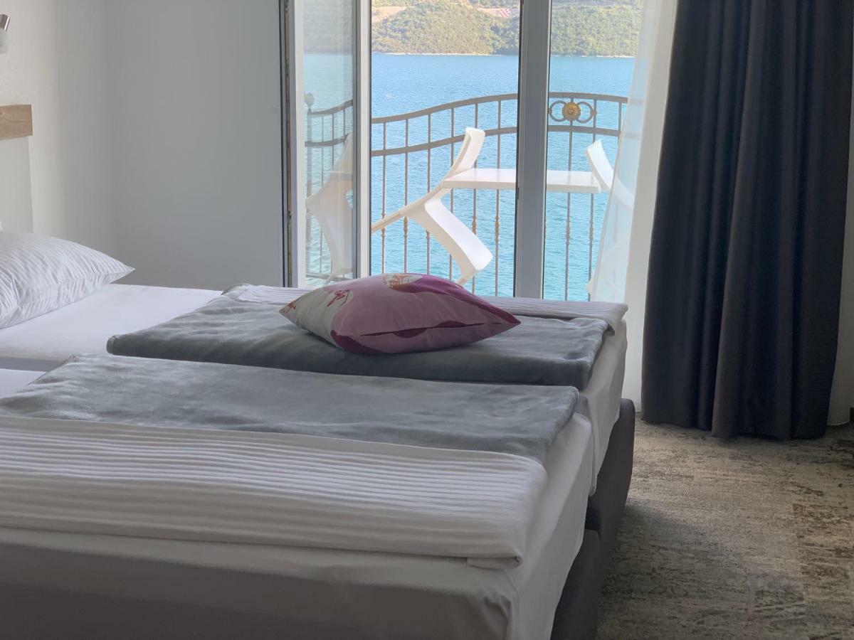 Deluxe Double or Twin Room Sea View