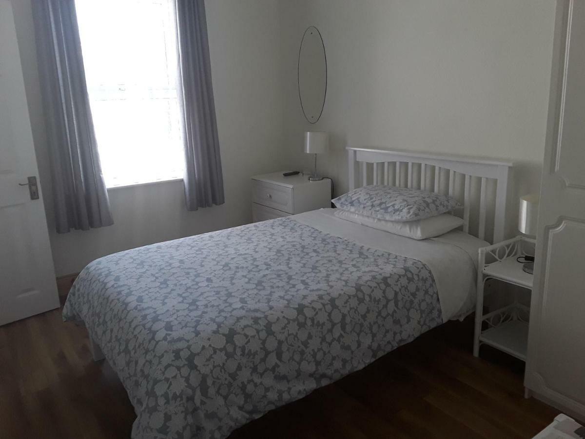 Large Single Room