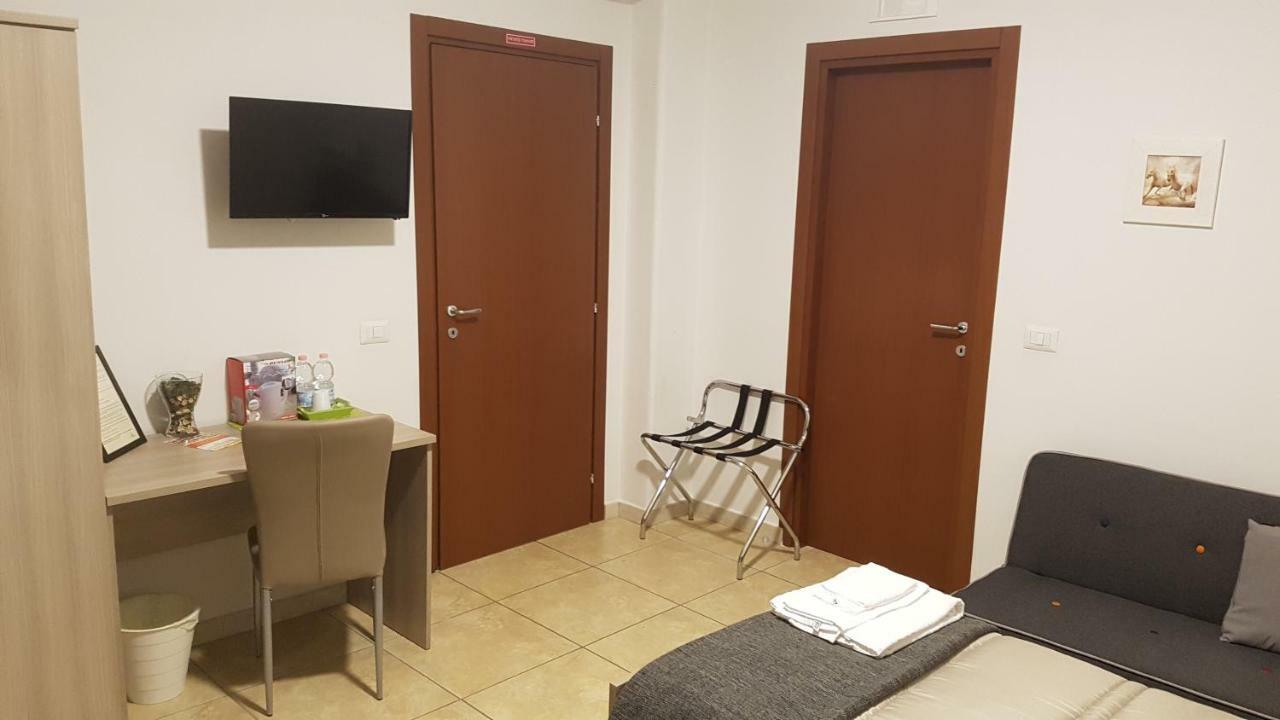 Twin Room Private Bathroom