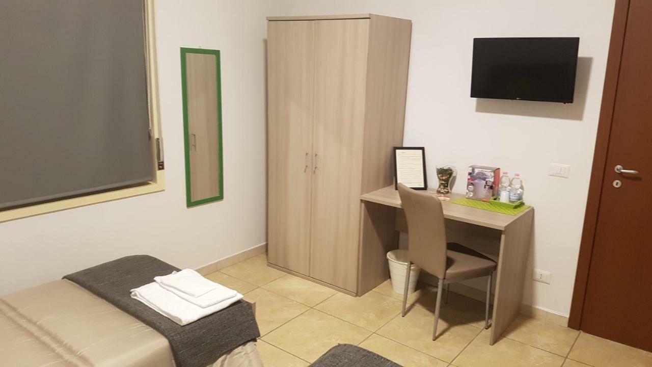 Twin Room Private Bathroom