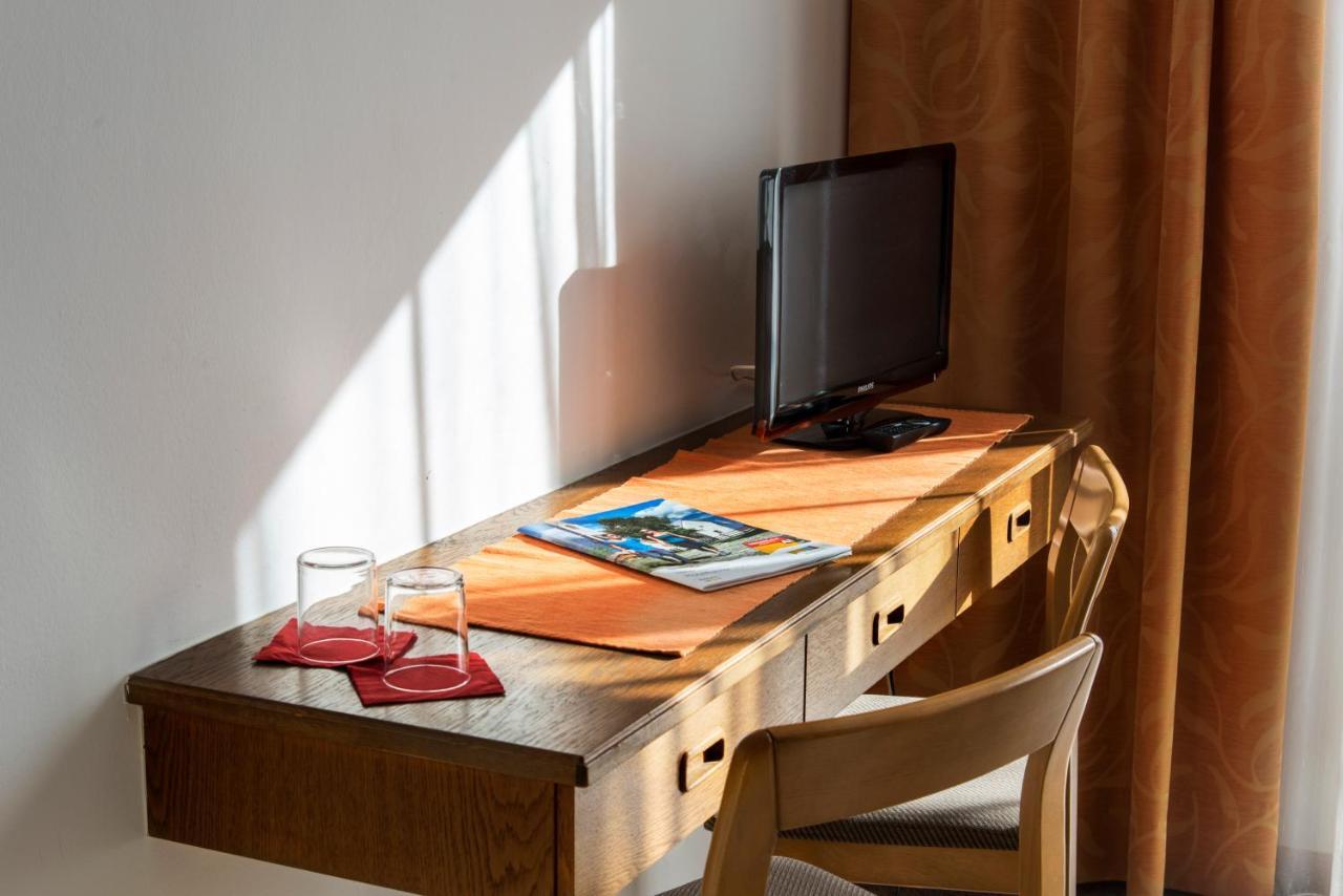 Dreibettzimmer mit Balkon
