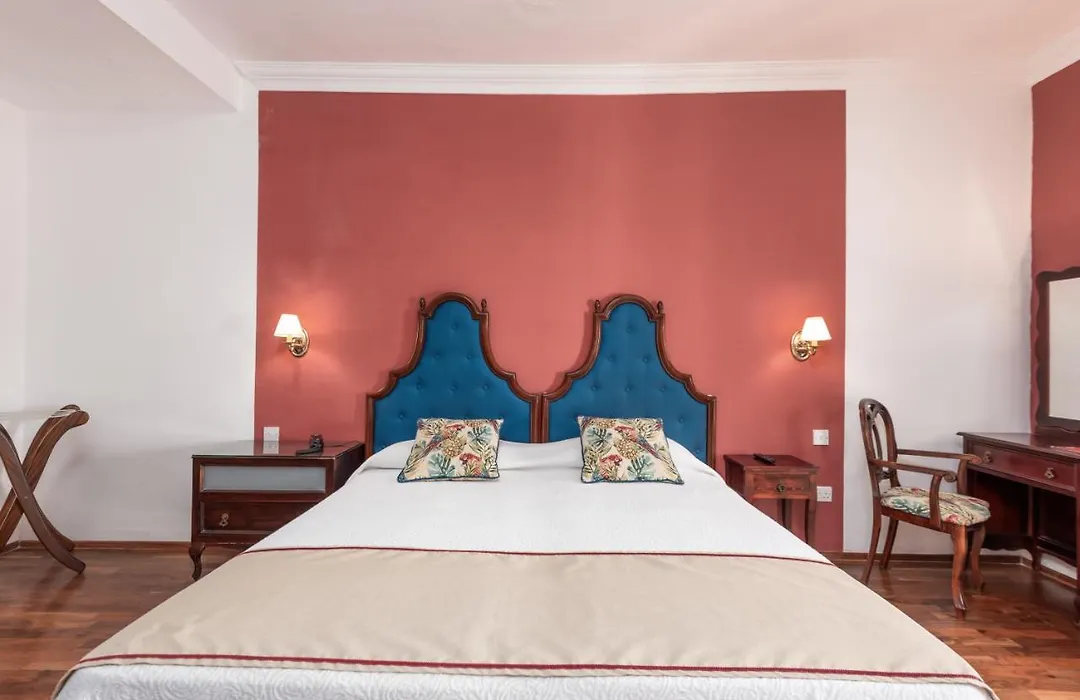 Hotel Castille-1