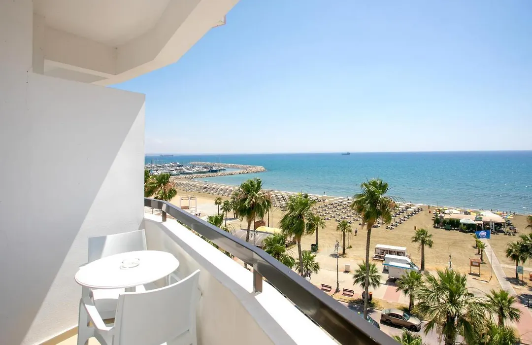 Les Palmiers Beach Boutique Hotel & Luxury Apartments-1
