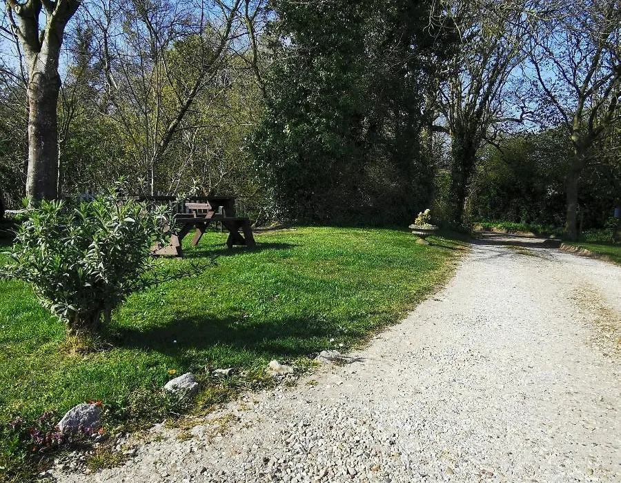 Meadow Farm Cottage-1
