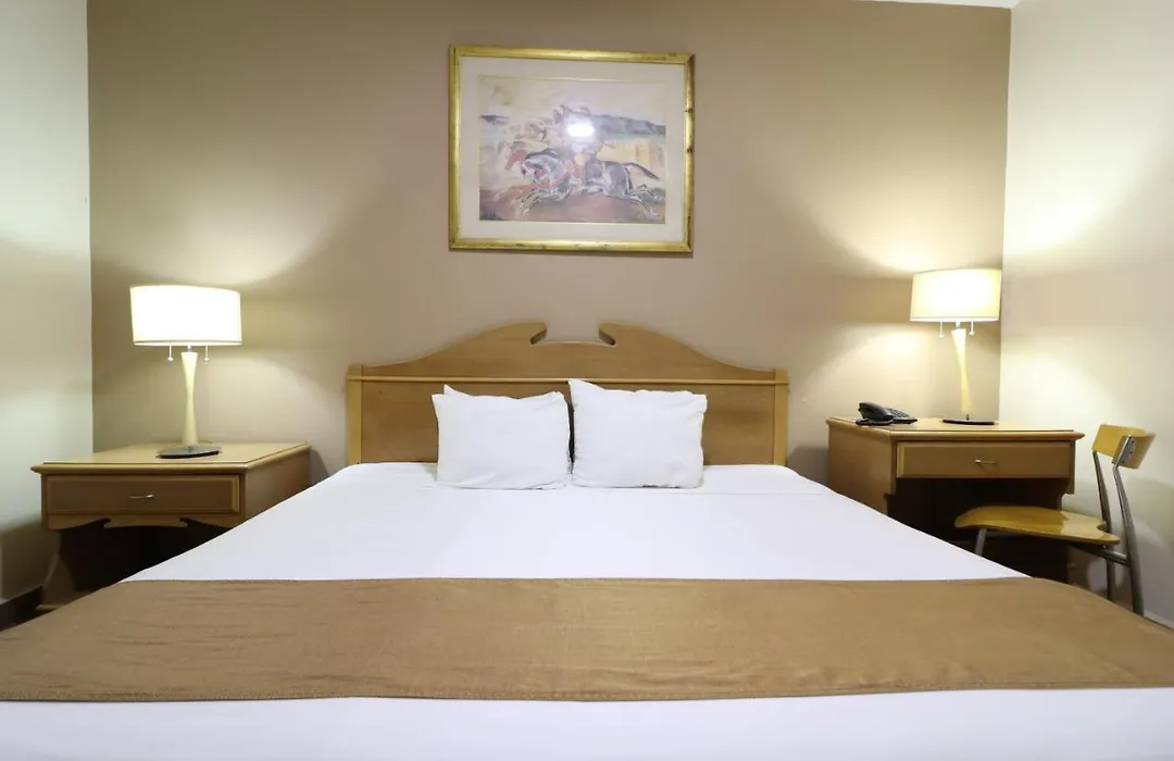 Hotel Madero Express-1
