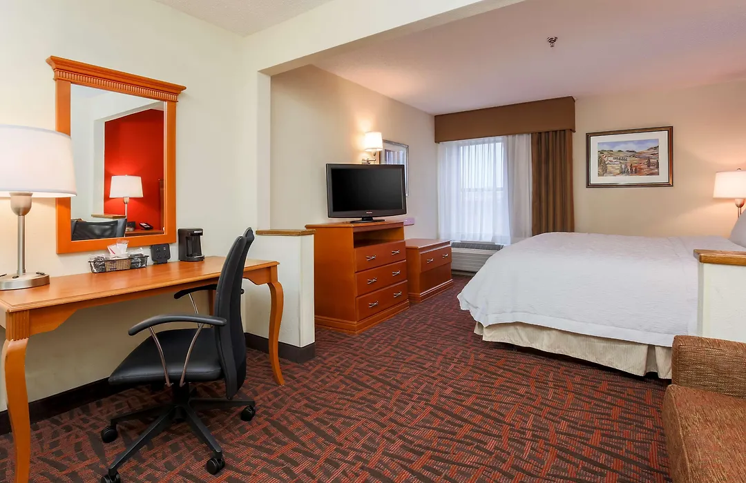 Spark By Hilton Dayton Fairborn-1