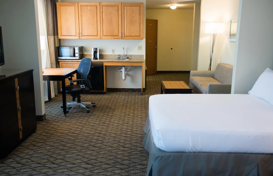 Holiday Inn Express Hotel & Suites Chanhassen By Ihg-1