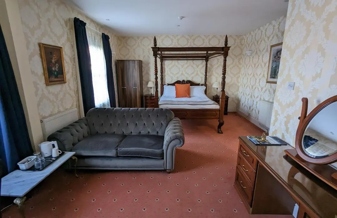 The Cottage Hotel-1