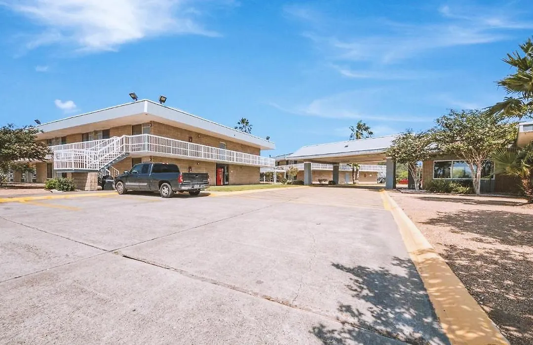 Americas Best Value Inn Beeville-1