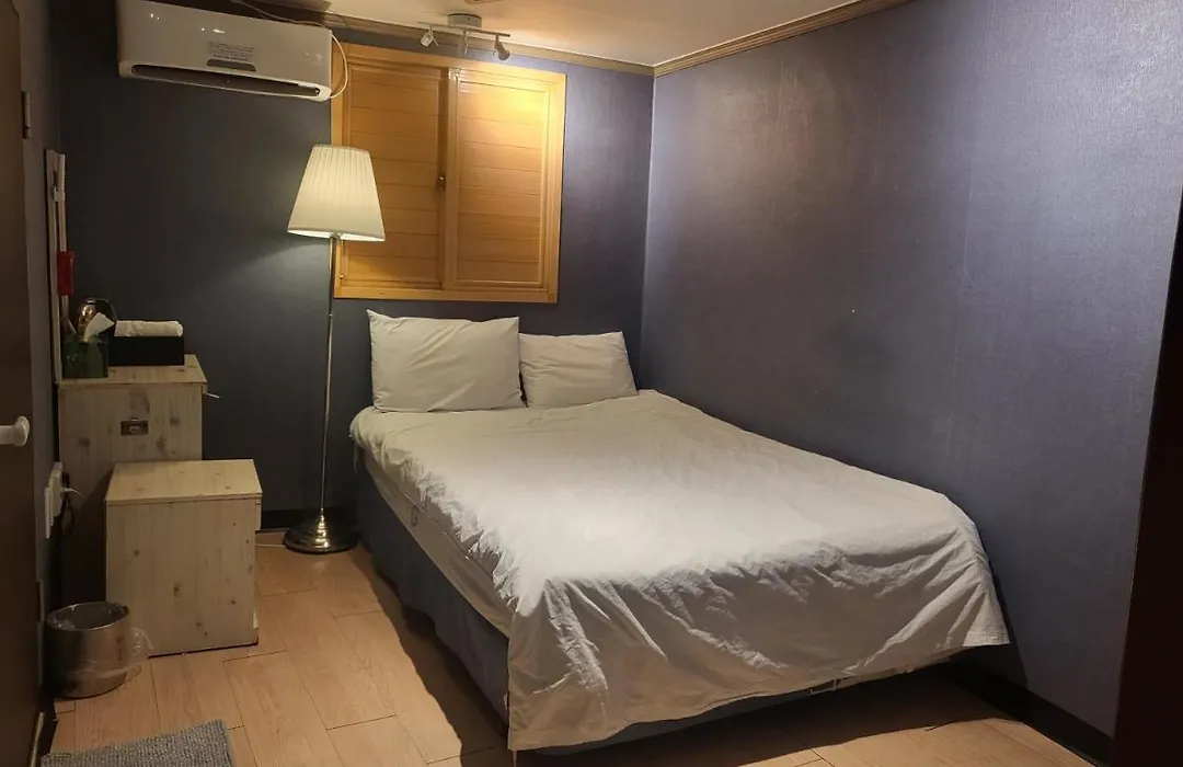 G Mini Hotel Dongdaemun-1