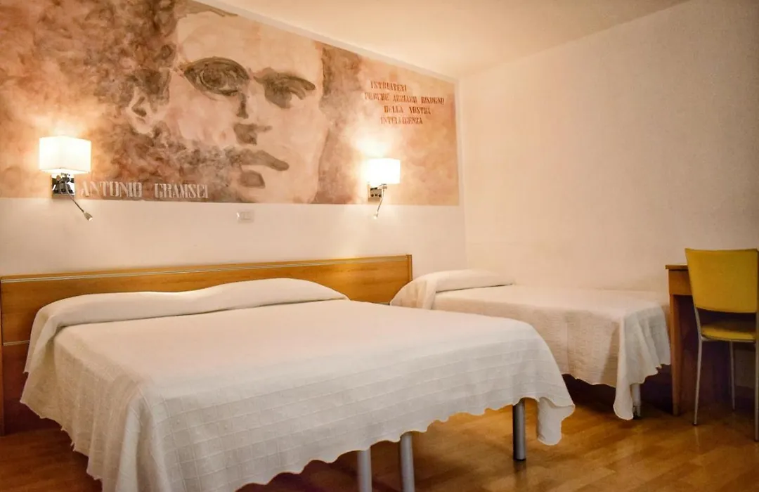 Sale Hotel-1