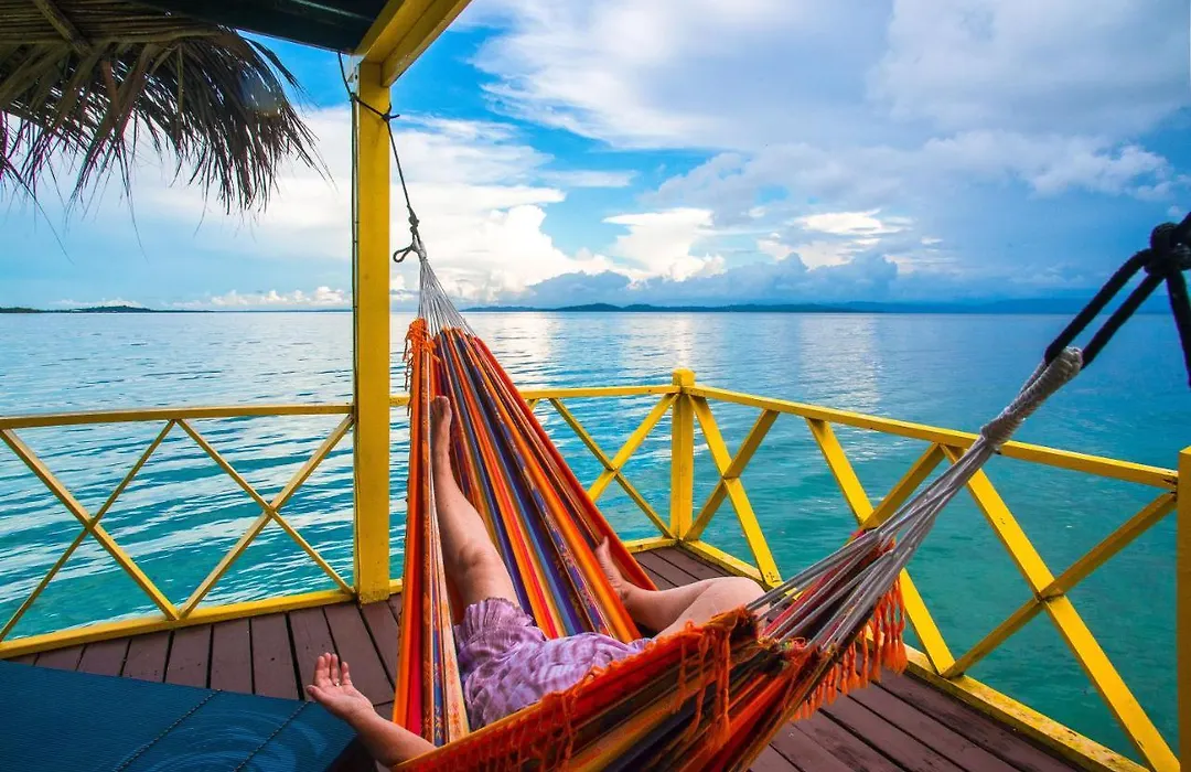 Punta Caracol Acqua Lodge-1