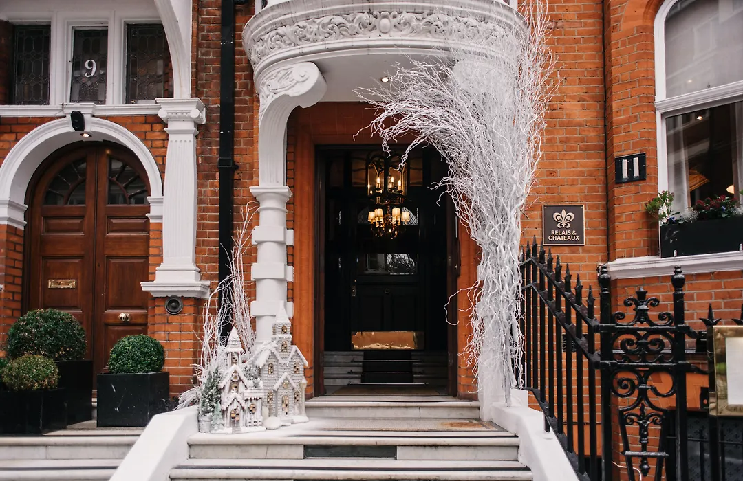 11 Cadogan Gardens And The Apartments-1
