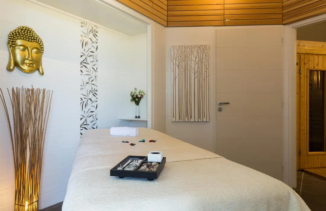 Hotel Les Vignes De La Chapelle, "The Originals Relais"-1