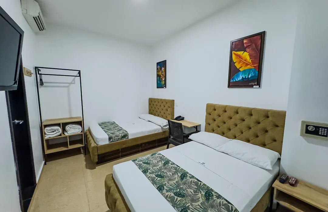 Hotel Central Plaza-1