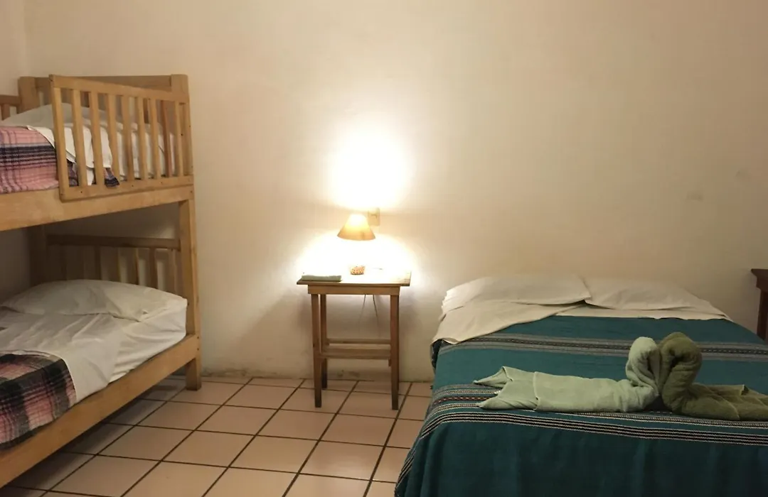 Hostal Luz De Luna Nuyoo-1
