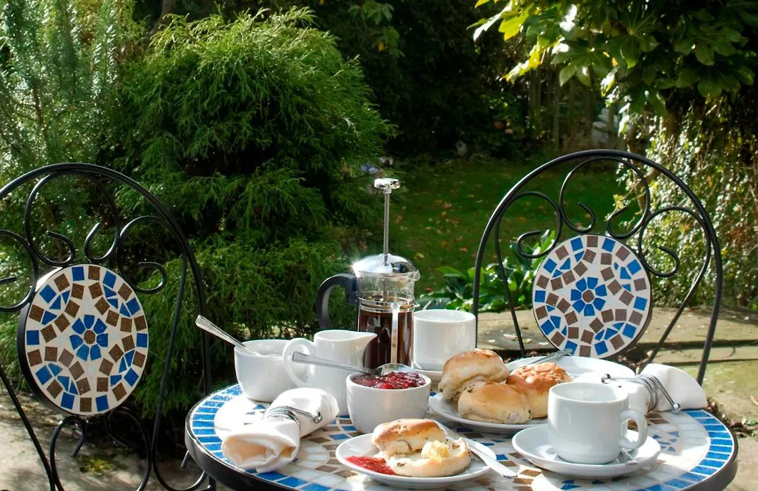 Wheatlands Lodge-Windermere - Award Winning - Adult Only - Free Car Park-1