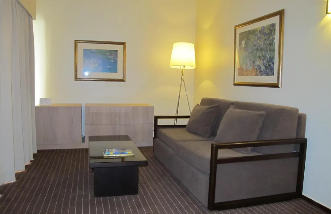 Hotel Girassol - Suite Hotel-1