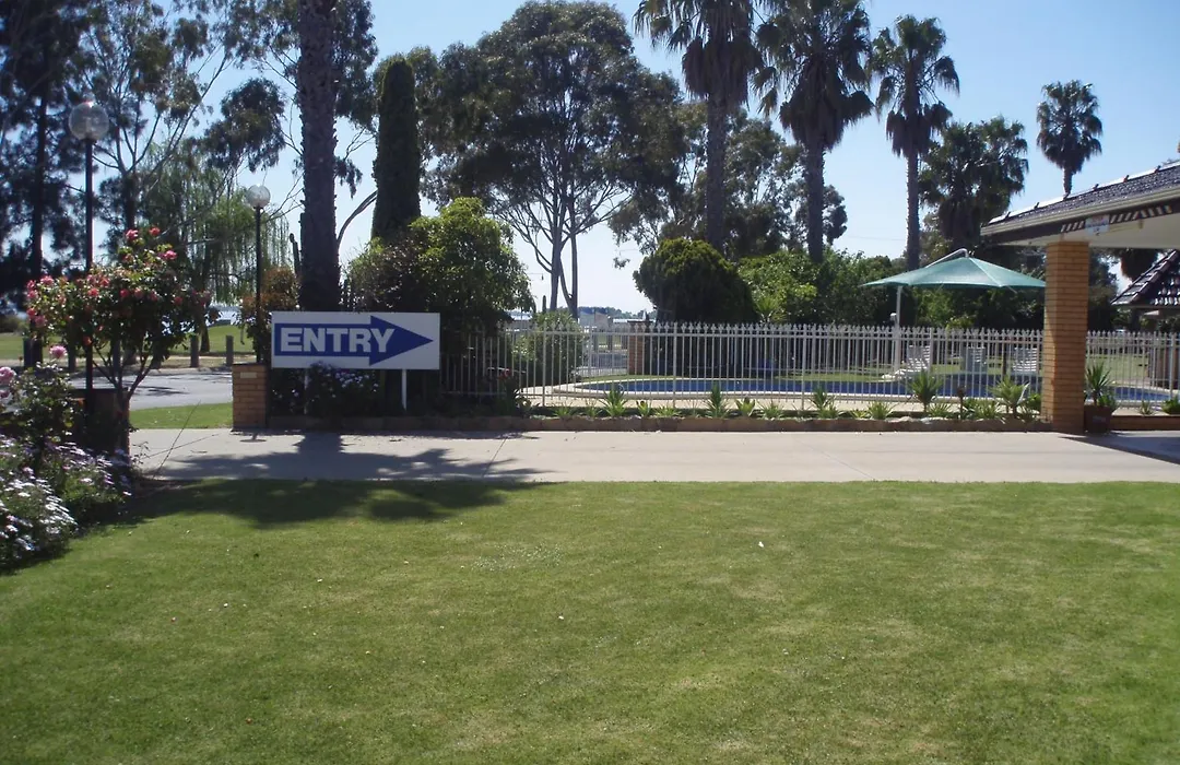 Lakeview Motel-1