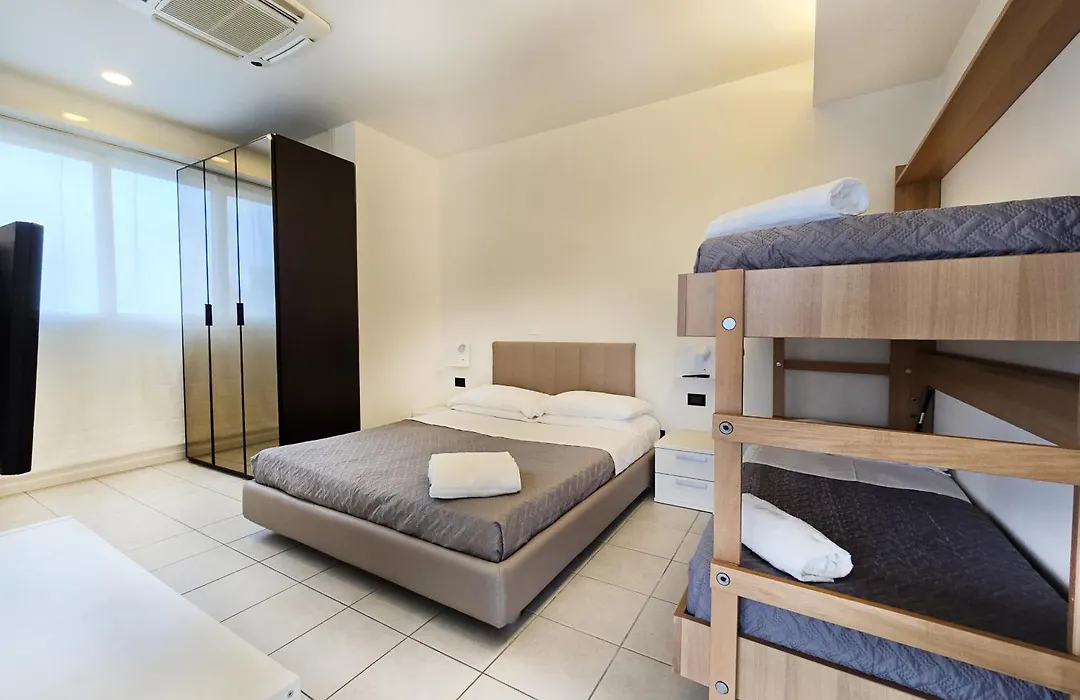 Hotel Avana Fronte Mare-1