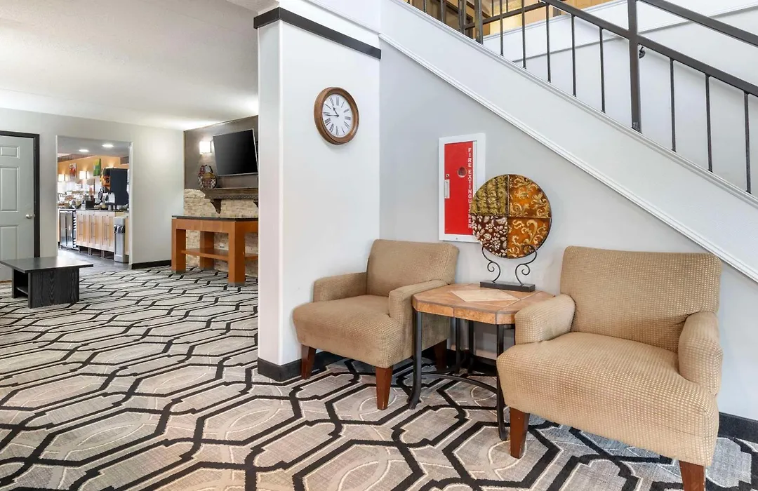 Quality Inn & Suites Mayo Clinic Area-1