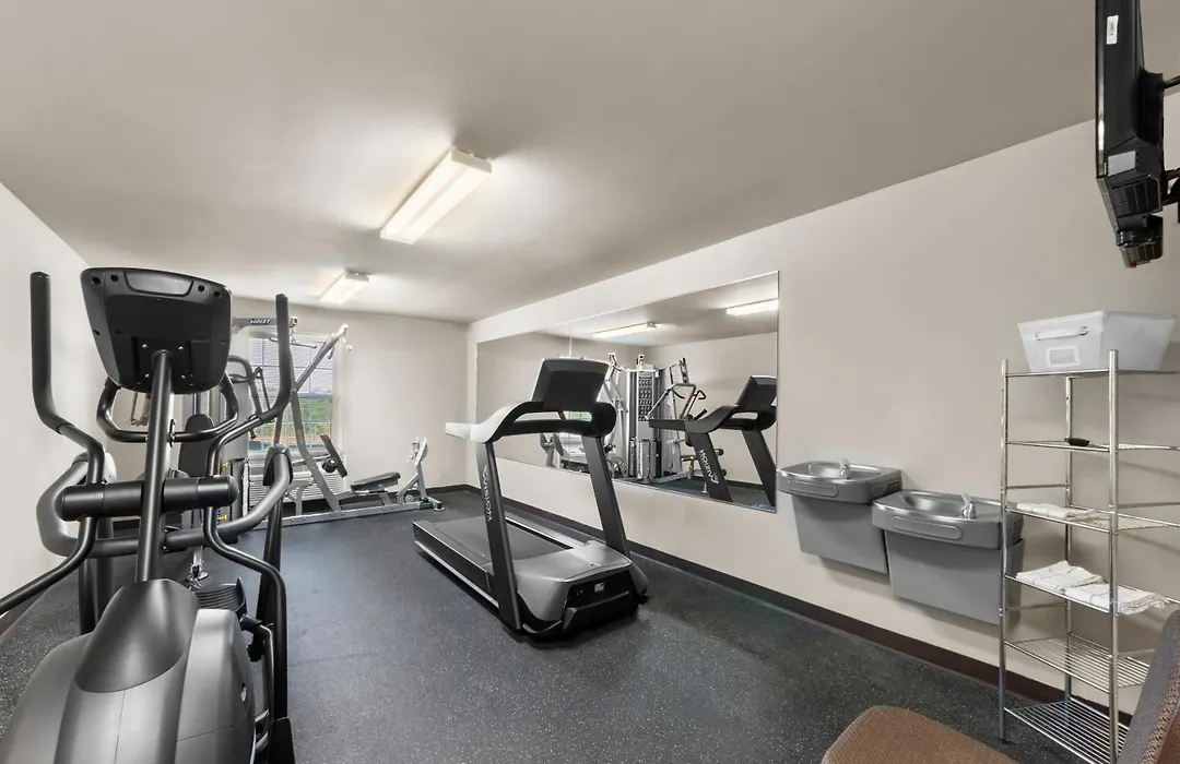 Risewell Kitchen Suites Pleasanton-1
