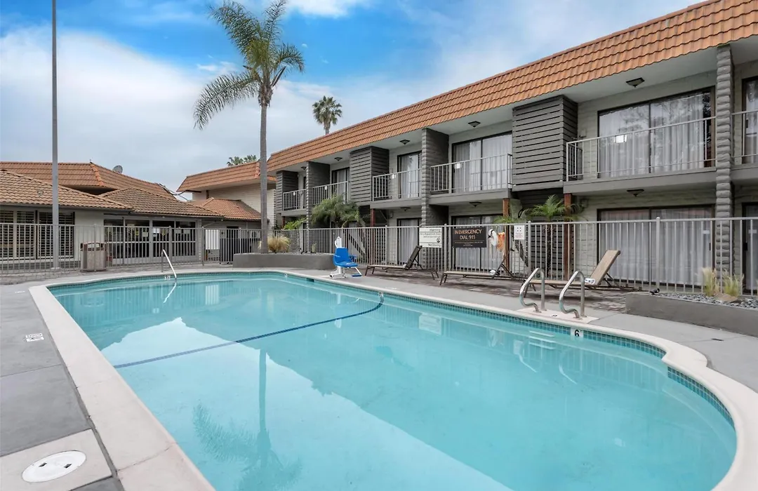 Best Western Oceanside Inn-1