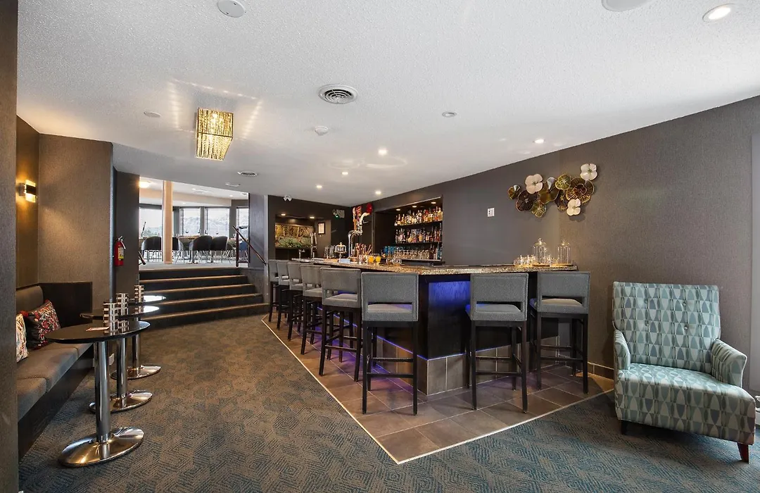 Ramada By Wyndham Kamloops-1