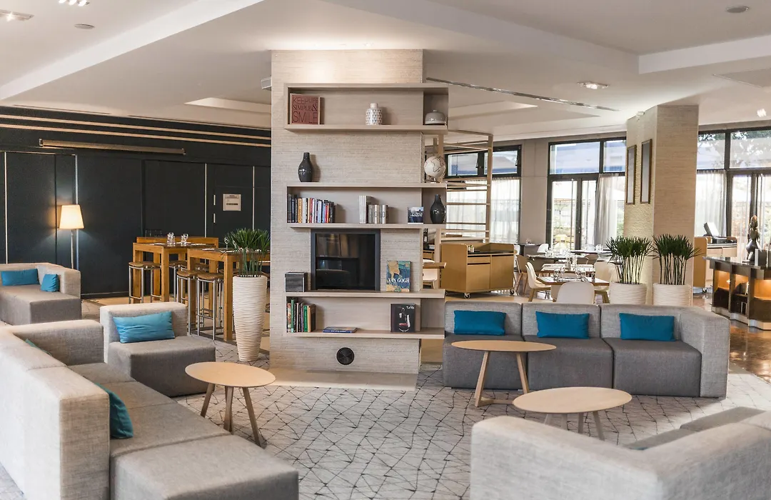 Courtyard By Marriott Paris La Defense West - Colombes-1
