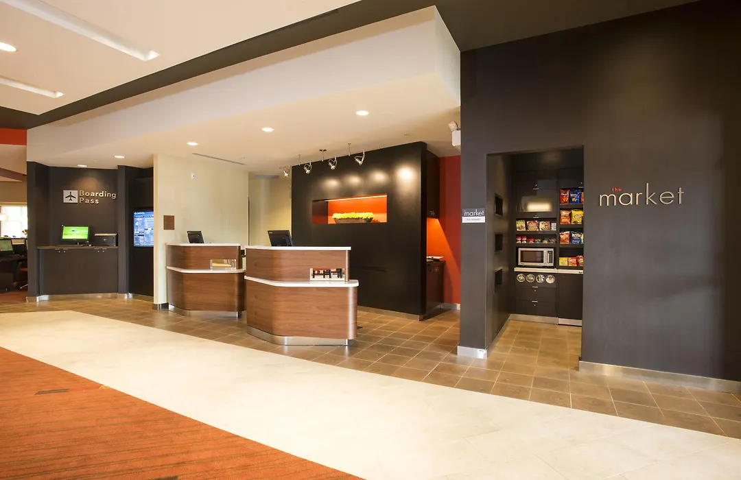 Courtyard By Marriott Cincinnati Midtown/Rookwood-1