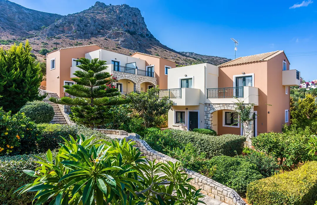 Pilot'S Villas Luxury Suites-1