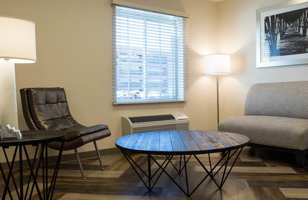 Woodspring Suites Broken Arrow-1