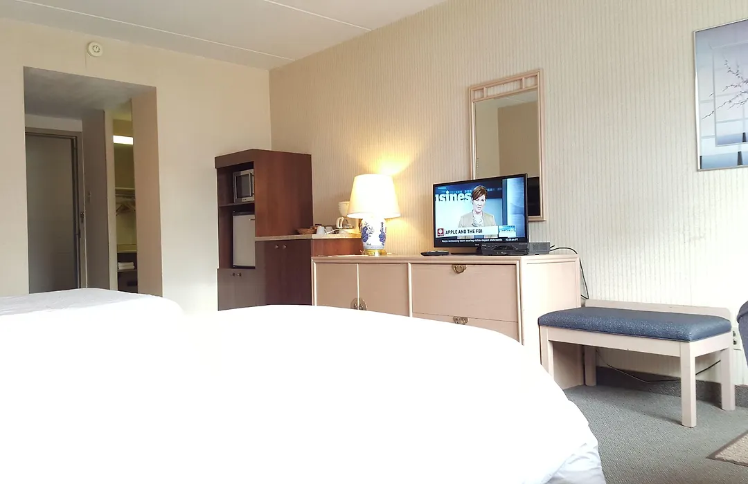 Hotel Motel Penn-Mass-1
