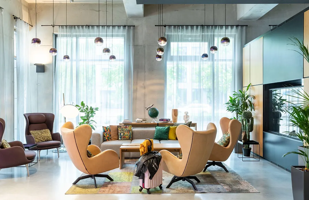 Moxy Frankfurt Airport-1