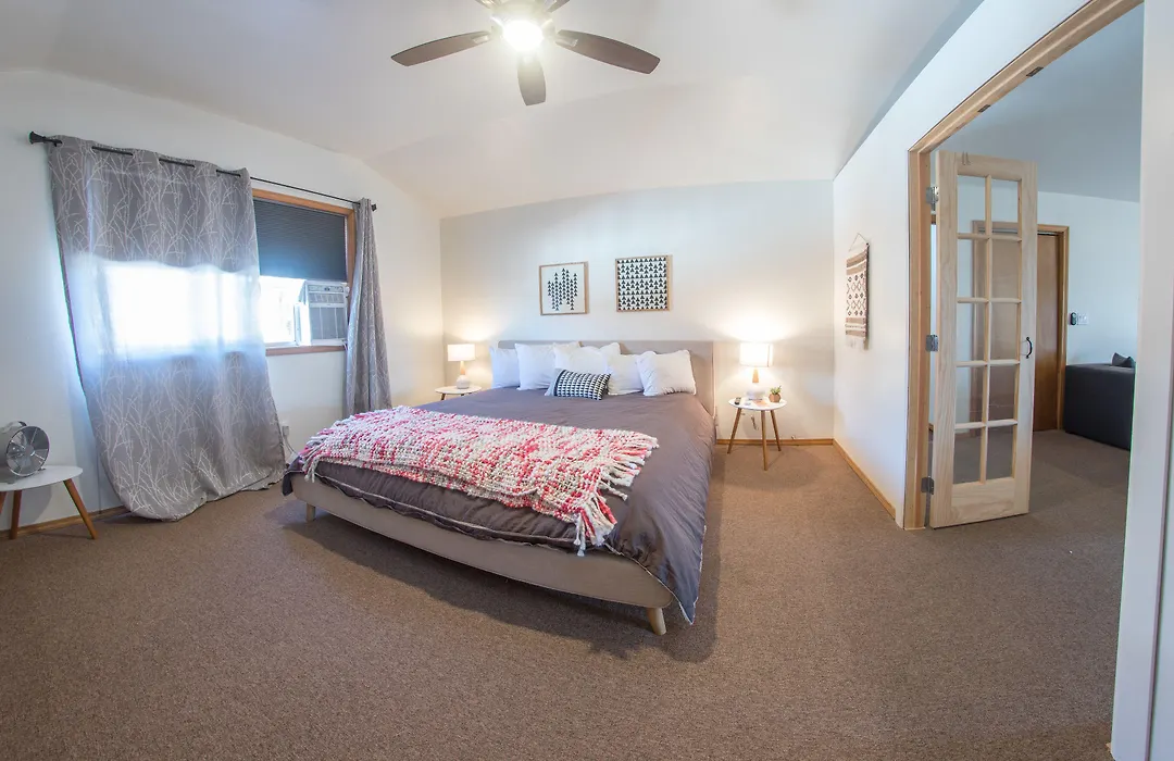 Monarch Motel-1