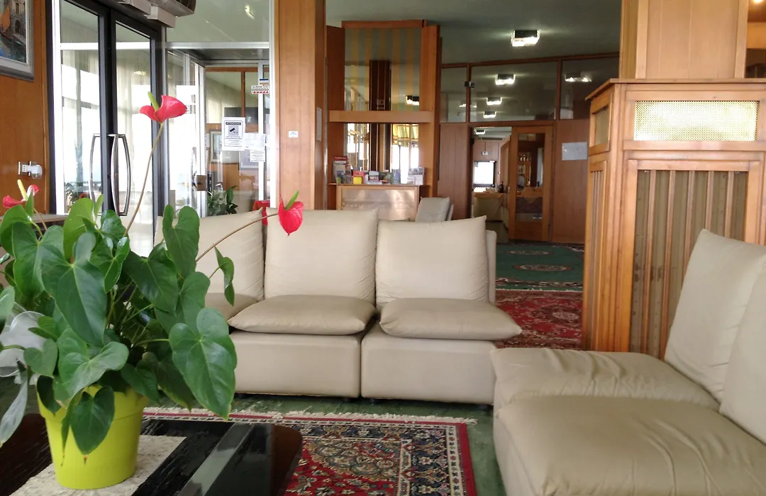 Hotel Quadrifoglio-1