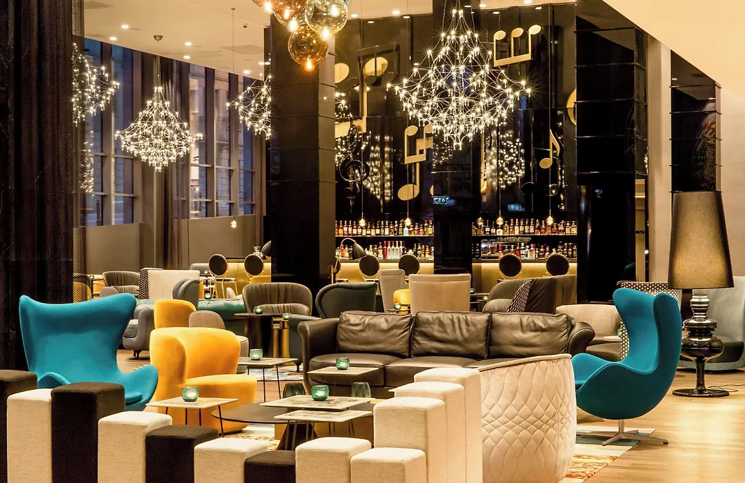 Motel One Warsaw-Chopin-1