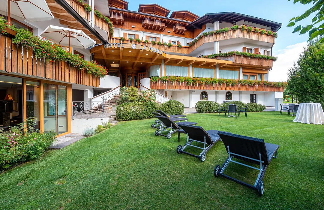 Hotel La Perla-1