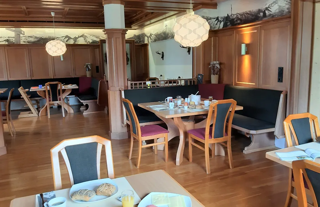 Alphotel Mittersill Incl National Park Sommercard-1