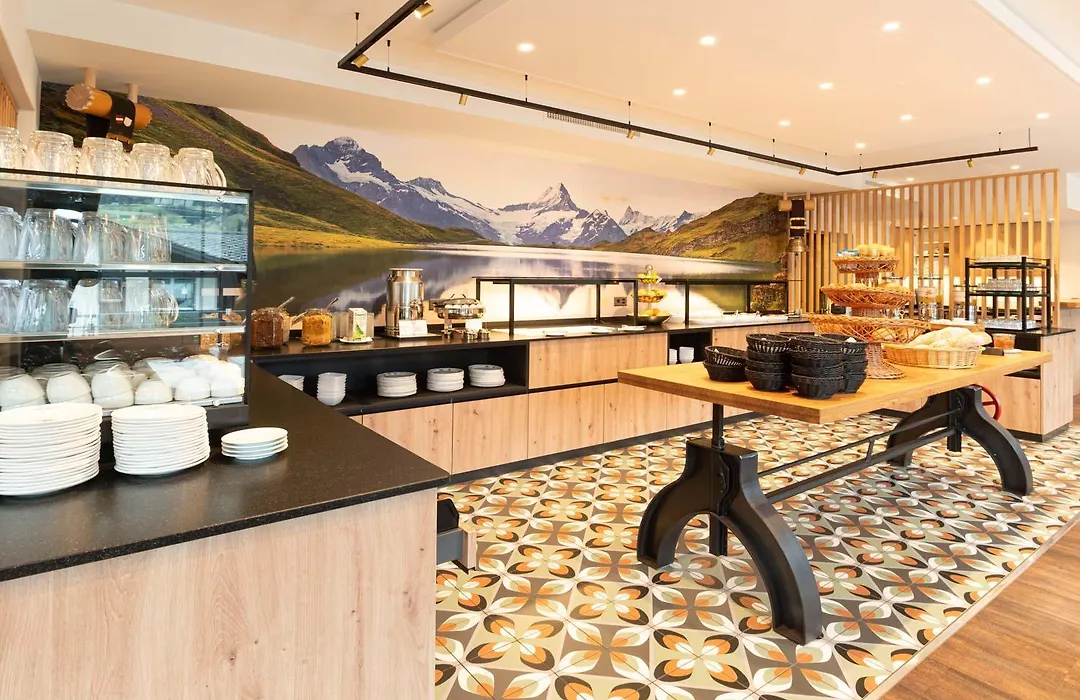 Jungfrau Lodge, Annex Crystal-1