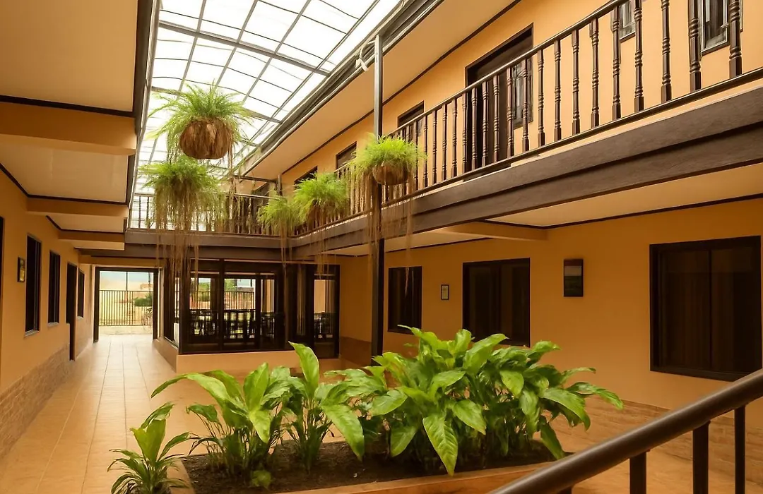 Hotel Del Rio-1